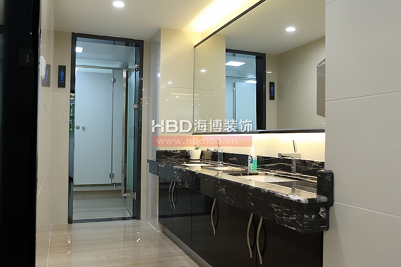 辦公室裝修設計實景圖,衛(wèi)生間裝修設計.jpg 辦公室裝修設計實景圖,衛(wèi)生間裝修設計.jpg