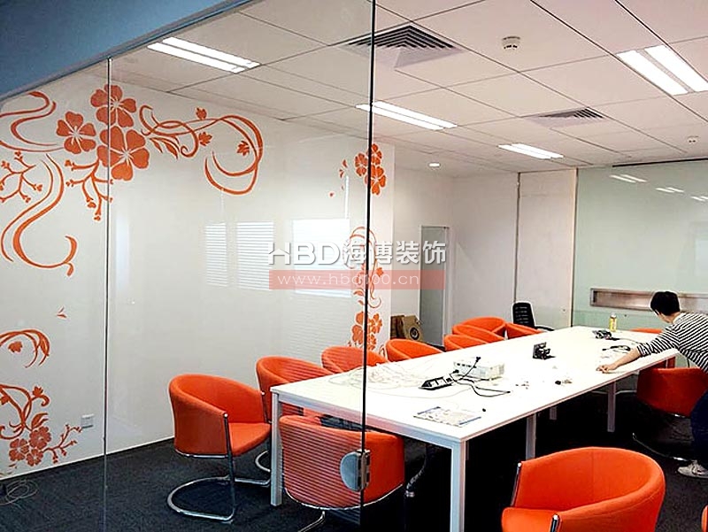 辦公室裝修設(shè)計,會議室裝修設(shè)計.jpg