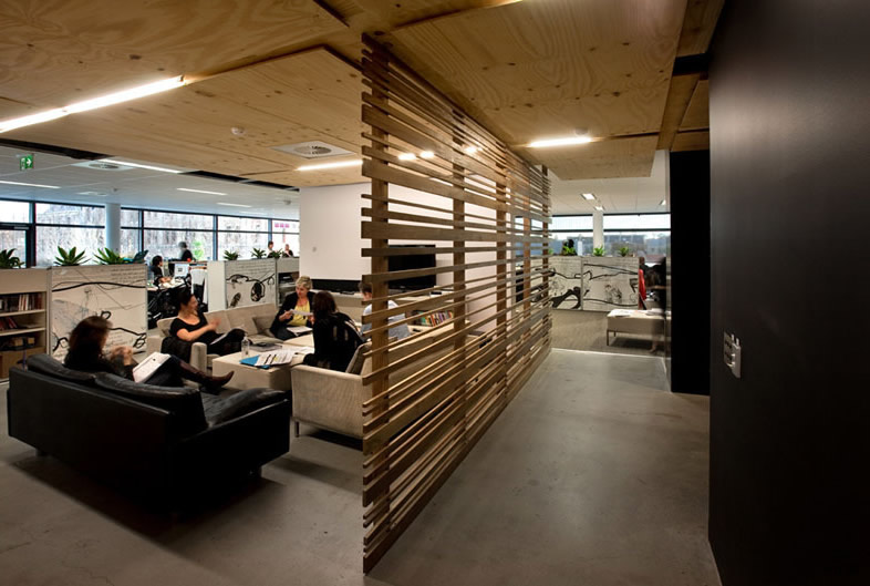 廣告公司辦公室裝修設(shè)計(jì),創(chuàng)意辦公空間,廣州裝飾公司,辦公裝修風(fēng)格.jpg 廣告公司辦公室裝修設(shè)計(jì),創(chuàng)意辦公空間,廣州裝飾公司,辦公裝修風(fēng)格.jpg