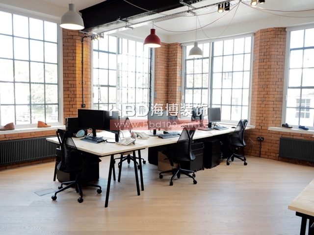 工業(yè)風(fēng)辦公室設(shè)計,辦公室設(shè)計風(fēng)格,服飾公司辦公室設(shè)計,海博裝飾.jpg 工業(yè)風(fēng)辦公室設(shè)計,辦公室設(shè)計風(fēng)格,服飾公司辦公室設(shè)計,海博裝飾.jpg