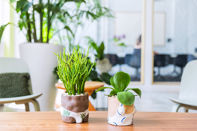 國外風辦公室裝修設(shè)計.jpg 國外風辦公室裝修設(shè)計.jpg