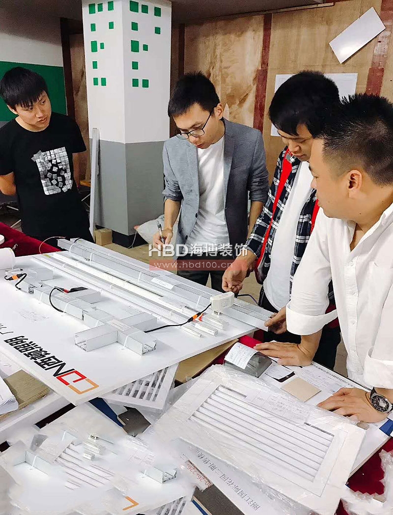 海博裝飾施工現(xiàn)場.jpg 海博裝飾施工現(xiàn)場.jpg